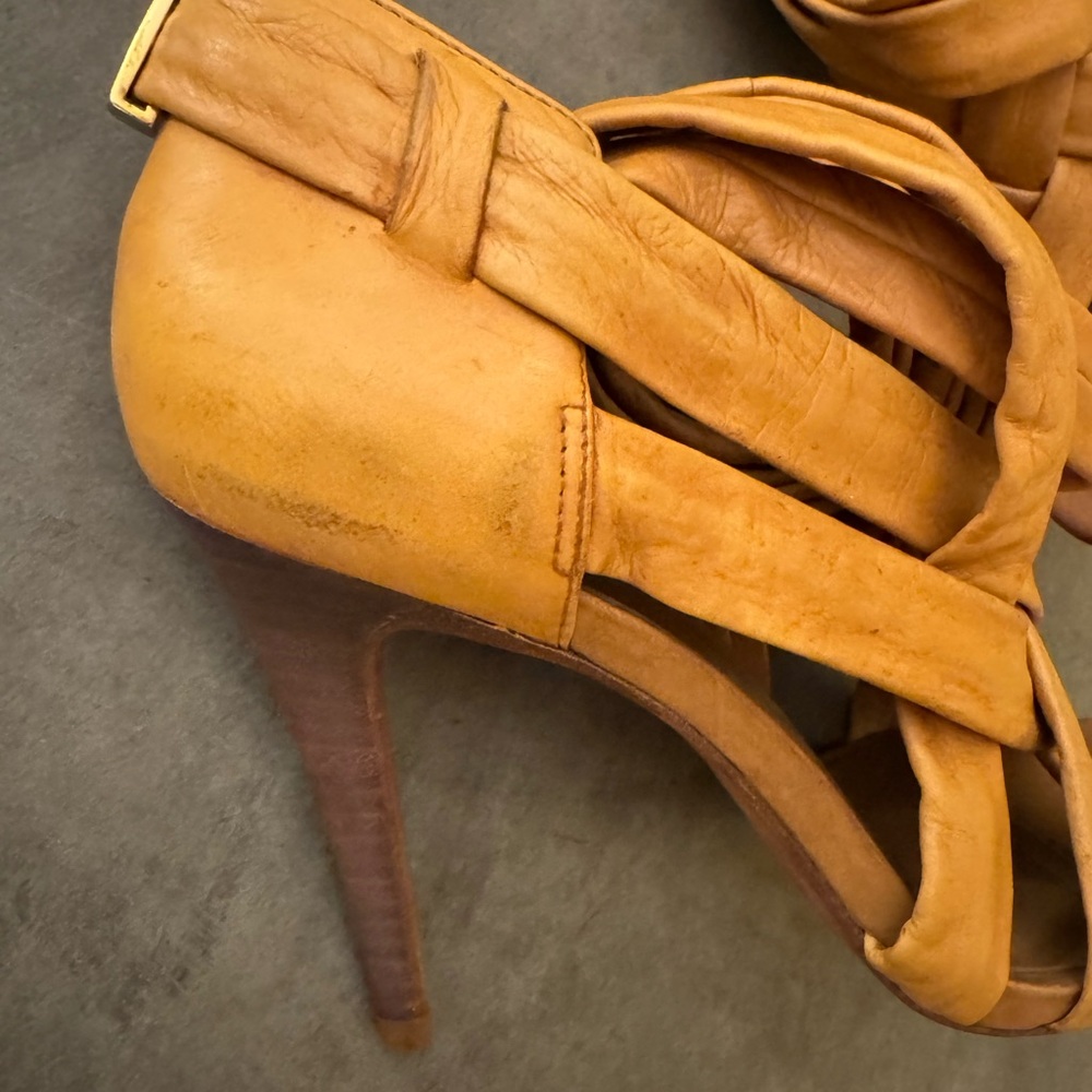 Tory Burch Lounge Wrap-Up Heel - Picture 4 of 16